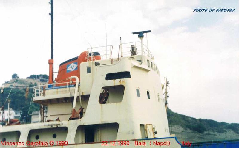 10 - Il ponte di comando - The bridge deck.jpg